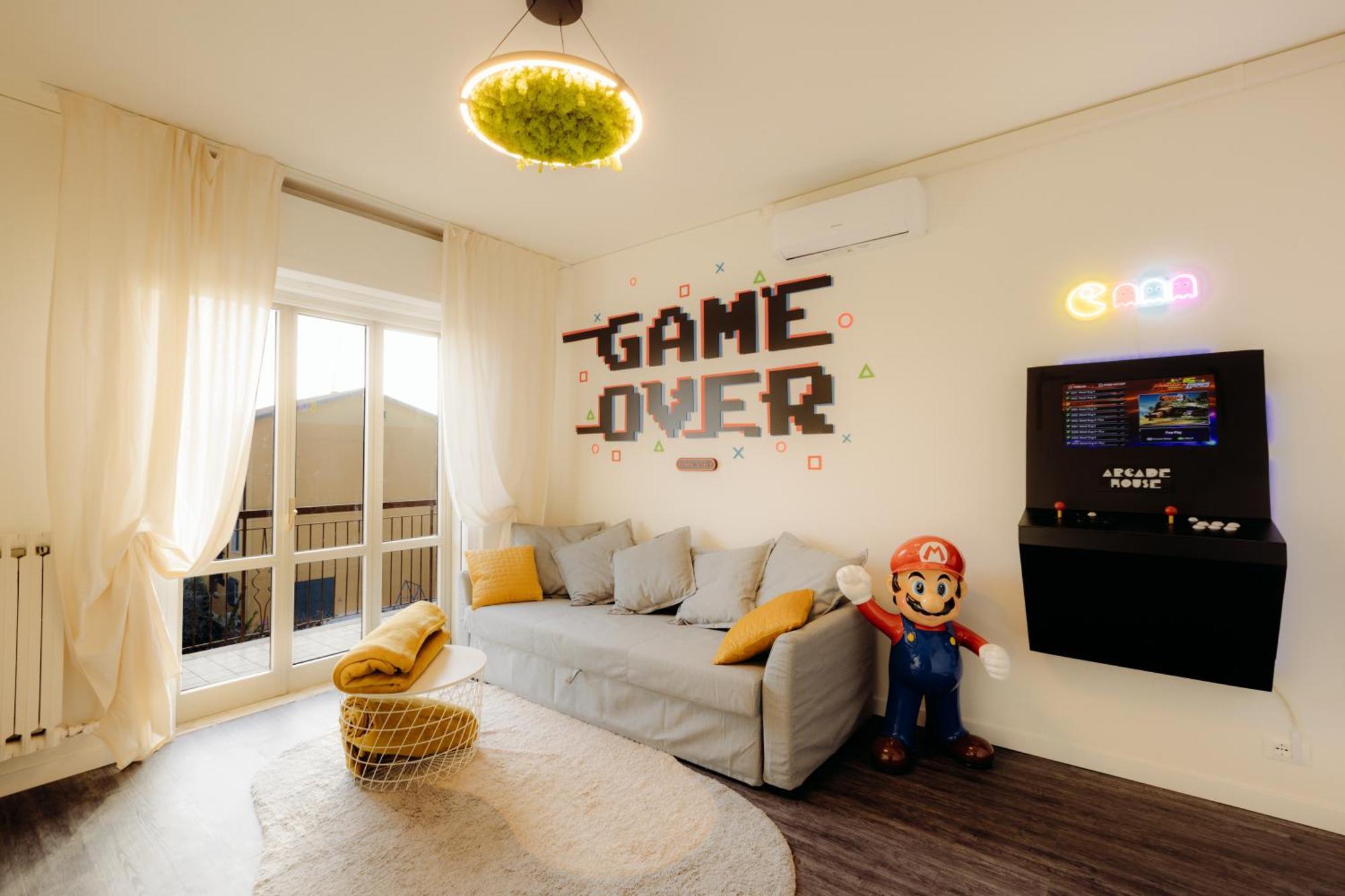 Arcade House Verona Fiera Netflix + Videogame Extérieur photo